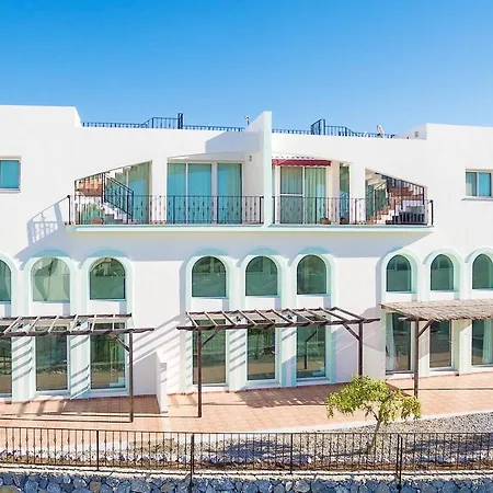 Apartman Joya Cyprus Sun-kissed Garden *