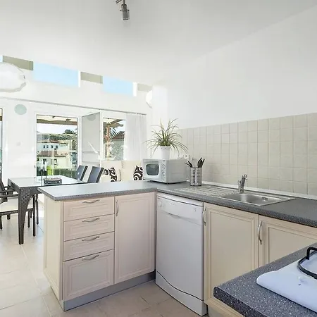 Apartman Joya Cyprus Sun-kissed Garden Akanthú